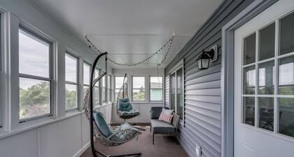 Modern & Spacious Clayton Apt - Near Water & Shops