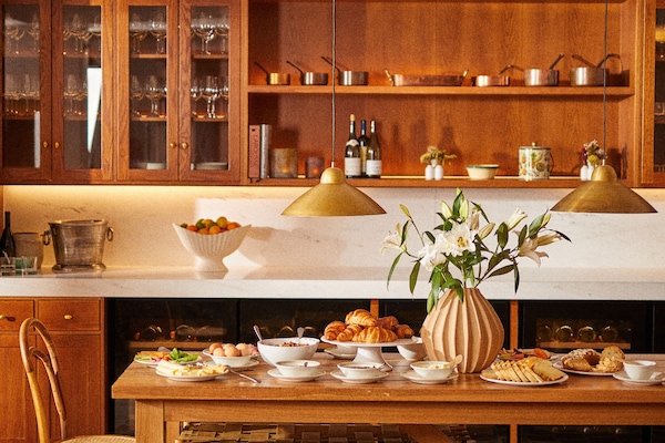 Desayuno completo (EUR 15 por persona)