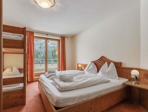 2 bedrooms, Internet