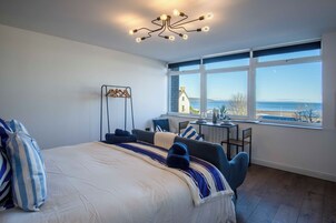 1 bedroom, premium bedding, bed sheets