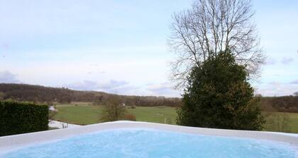 Le Beau Souvenir, Noiseux