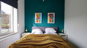 4 Schlafzimmer, Bügeleisen/Bügelbrett, WLAN