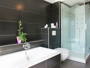 Bathtub