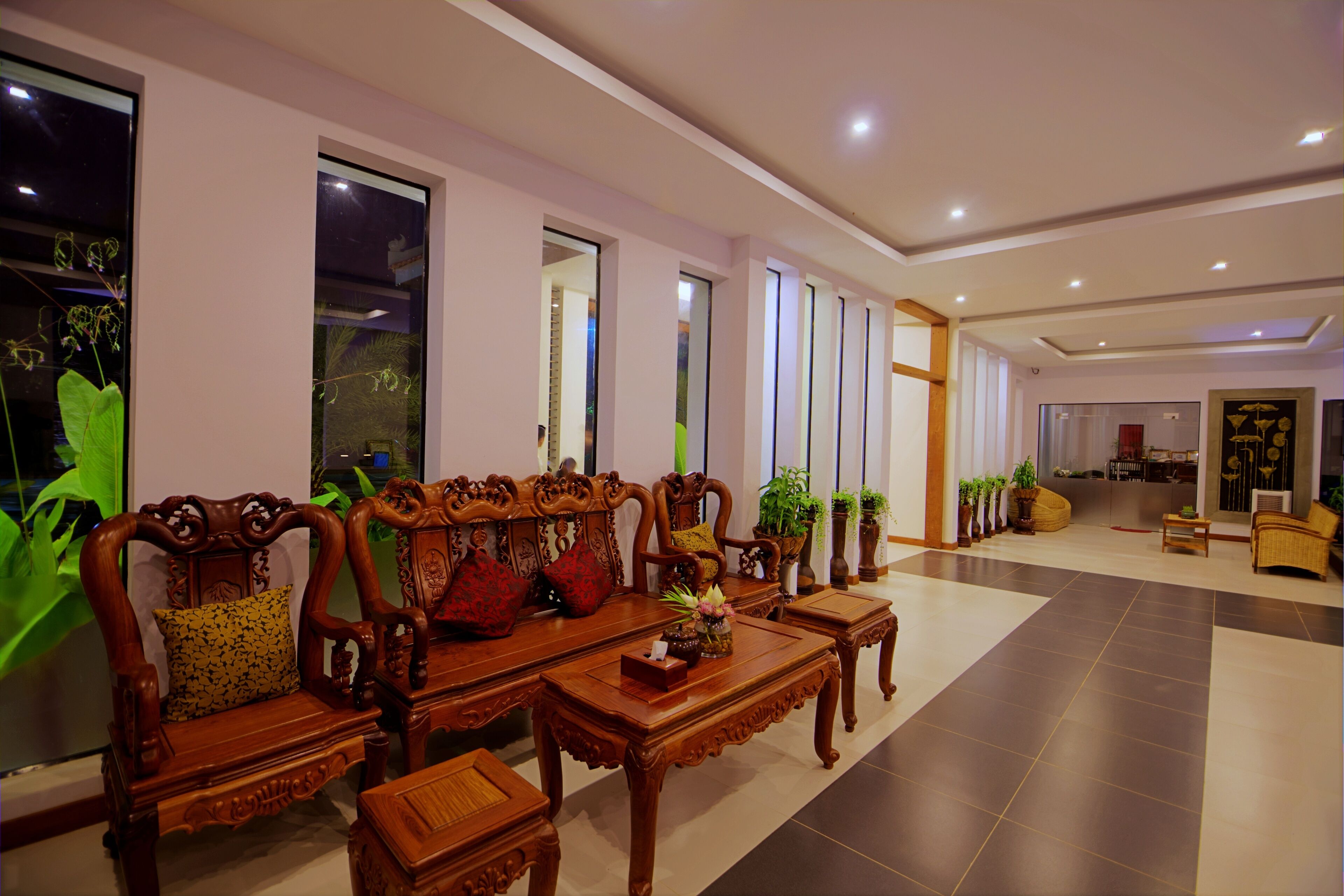 Foto - New Riverside Hotel