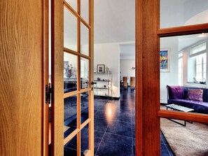 Interior - Countryside Escape for 9 (Honnay)