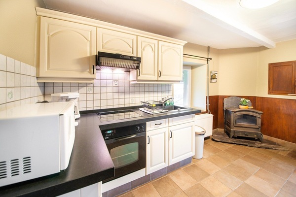 Frigorífic, microones, forn i placa de cuina