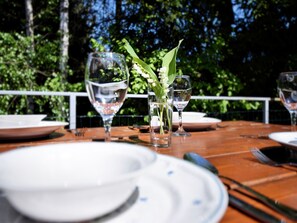 Outdoor dining