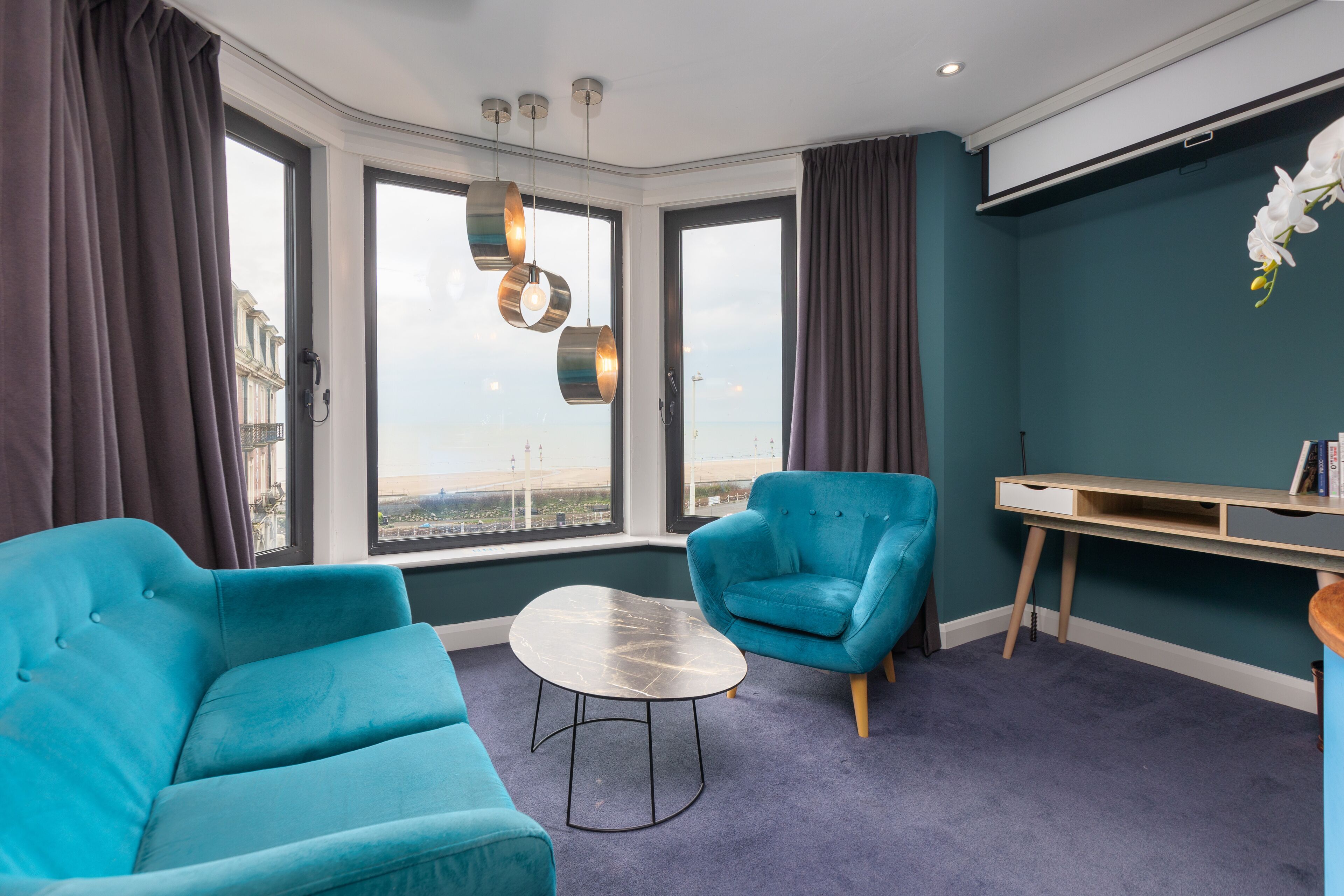 Now You See It Suite - Sea View | 起居區