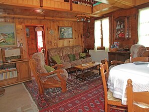 TV - Boutique Apartment in Valais with Balcony (Guttet-Feschel)