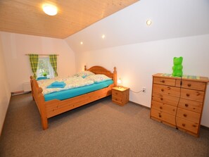 4 室のベッドルーム、WiFi