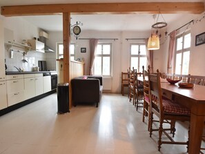 Interior - holiday home with garden in quiet mountain village (Zlata Olesnice)