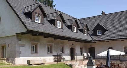 Appartement moderne Ă Vidochov avec piscine