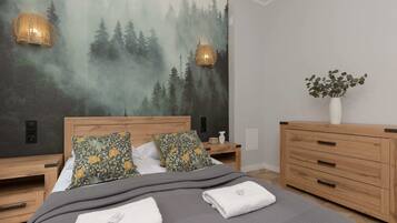 1 slaapkamer, een strijkplank/strijkijzer, wifi, beddengoed