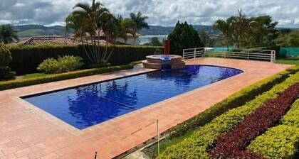 Mansion- Piscina Jacuzzi y Vista