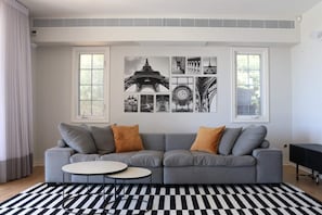 Basic Villa | Living area