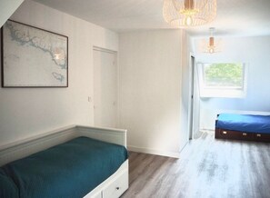 6 Schlafzimmer, Bügeleisen/Bügelbrett, kostenloses WLAN, Bettwäsche