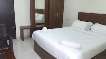 Deluxe Double Room | Egyptian cotton sheets, premium bedding, free WiFi