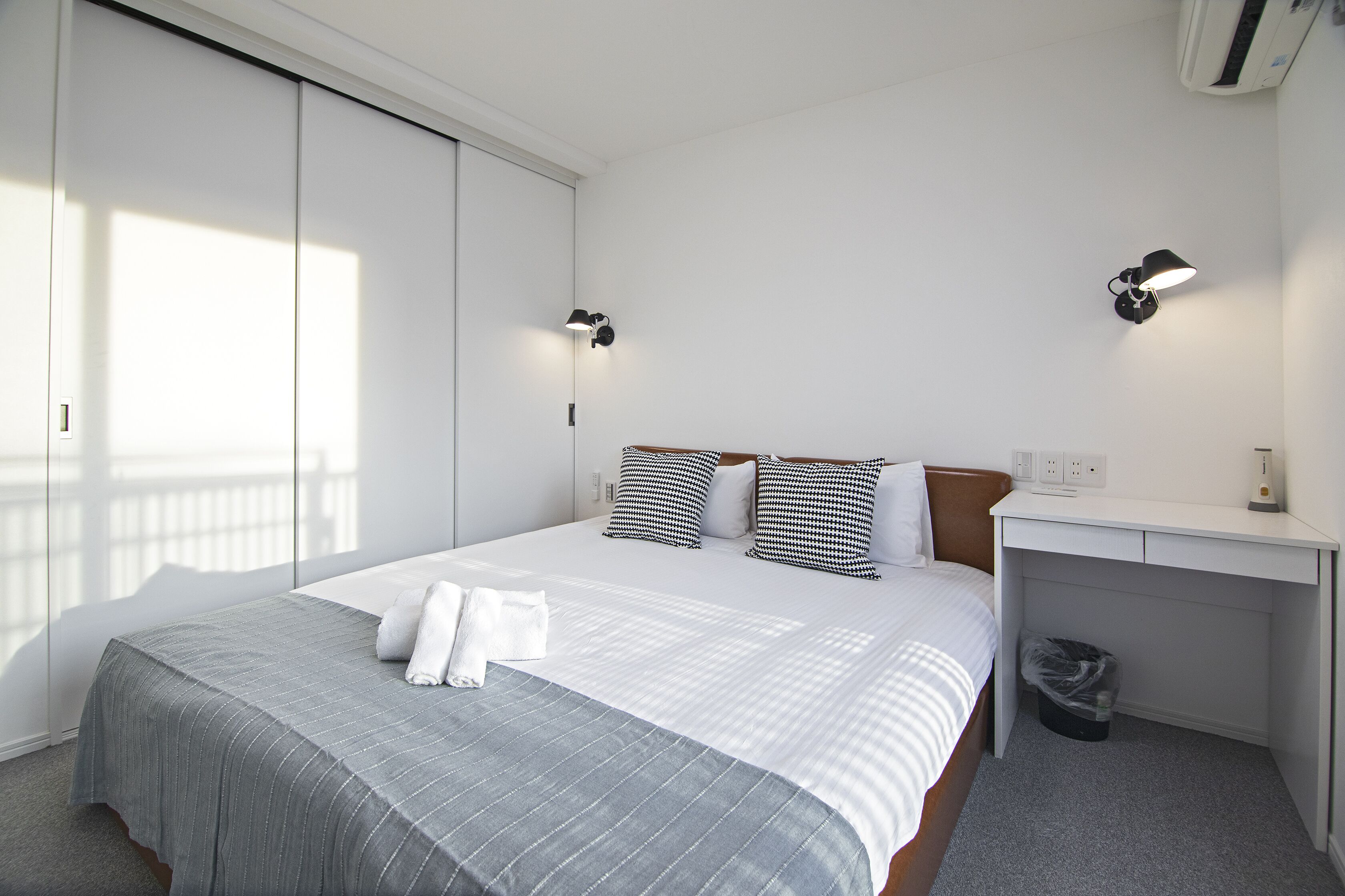 Deluxe Villa | 2 bedrooms, desk, laptop workspace, blackout drapes