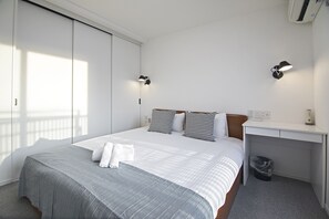 디럭스 빌라 | 2 개의 침실, 책상, 노트북 작업 공간, 암막 커튼