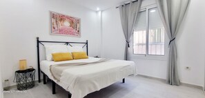 3 soverom, strykejern/-brett, wi-fi (inkludert) og sengetøy