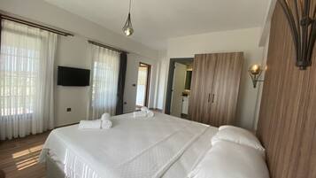 디럭스 더블룸, 발코니, 정원 전망 | 객실에서 보이는 전망