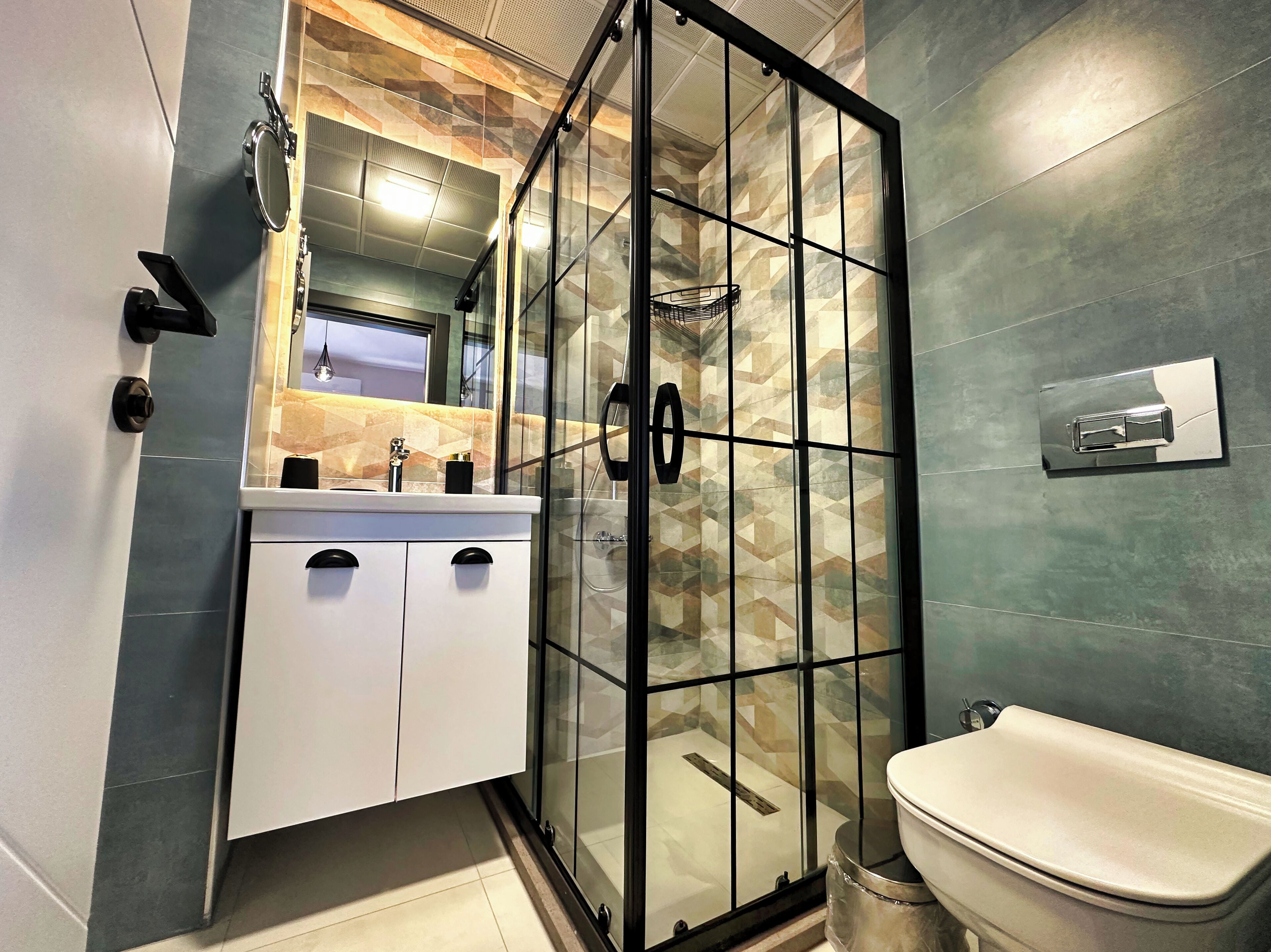 Chambre Double Junior, vue jardin | Salle de bain