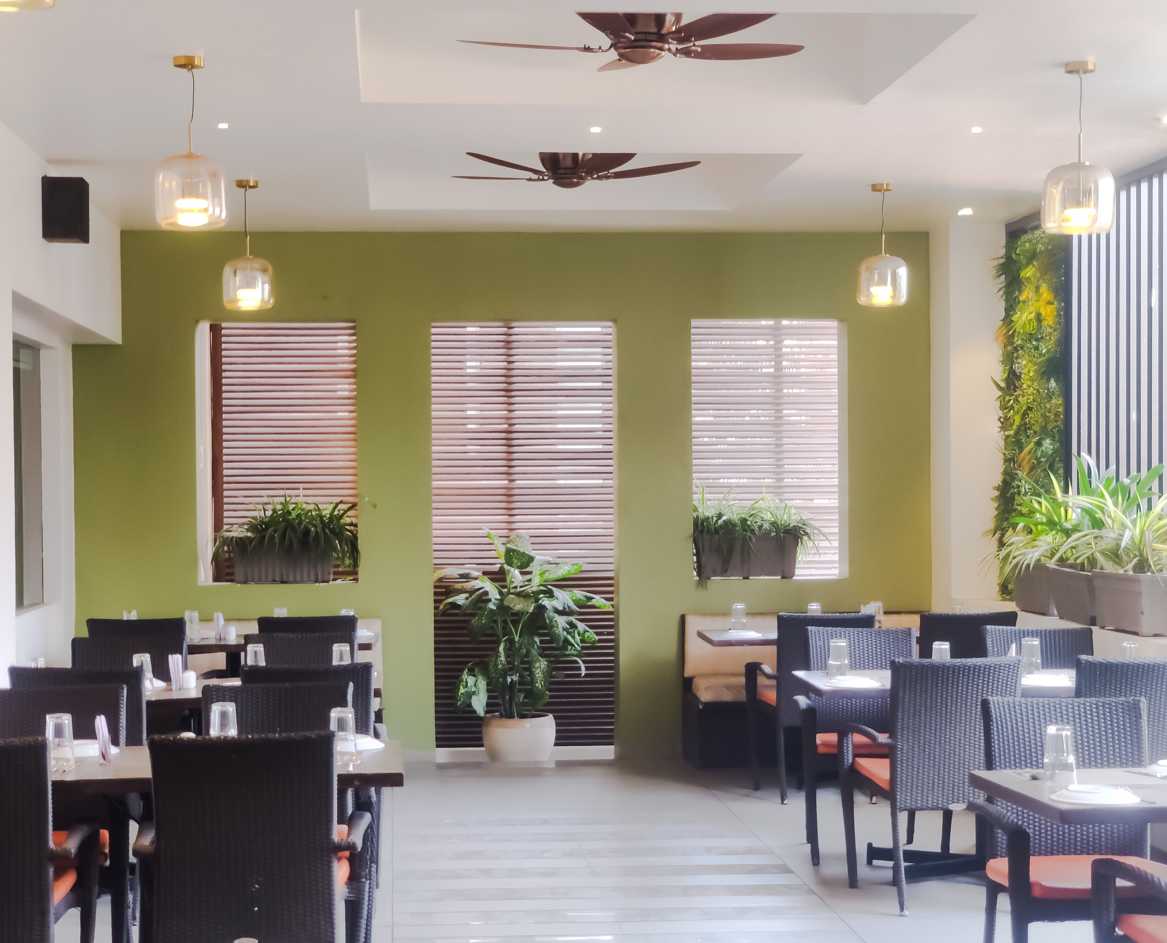 Daily continental breakfast (INR 500 per person)