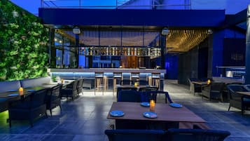 Bar (in der Unterkunft)