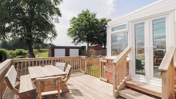 Cottage | Outdoor dining