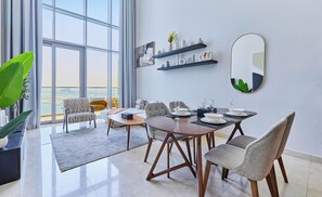 Appartement Deluxe | Salle à manger