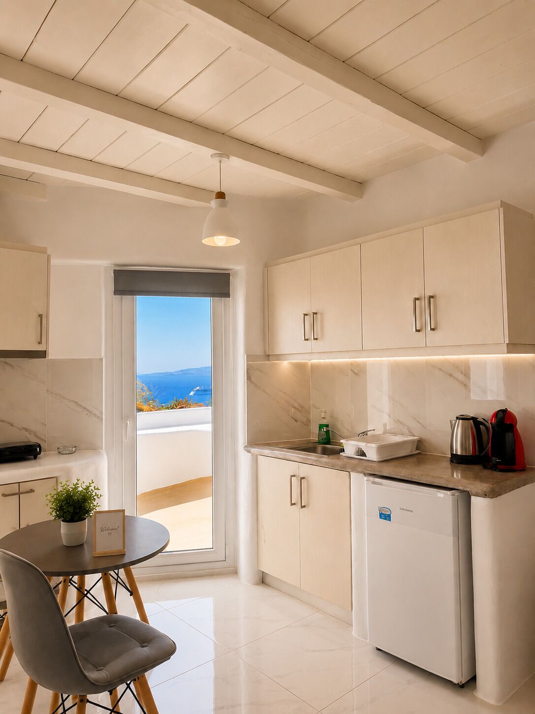 Photo - Crystal Suites