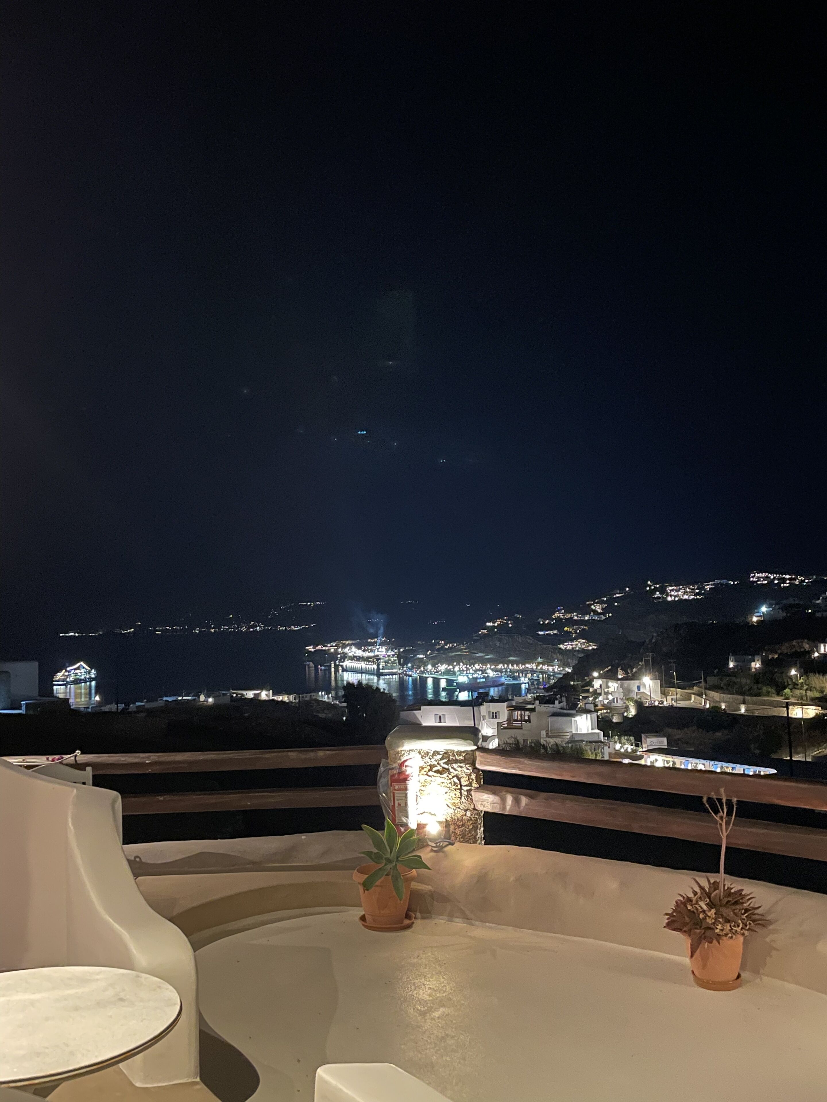 Photo - Crystal Suites