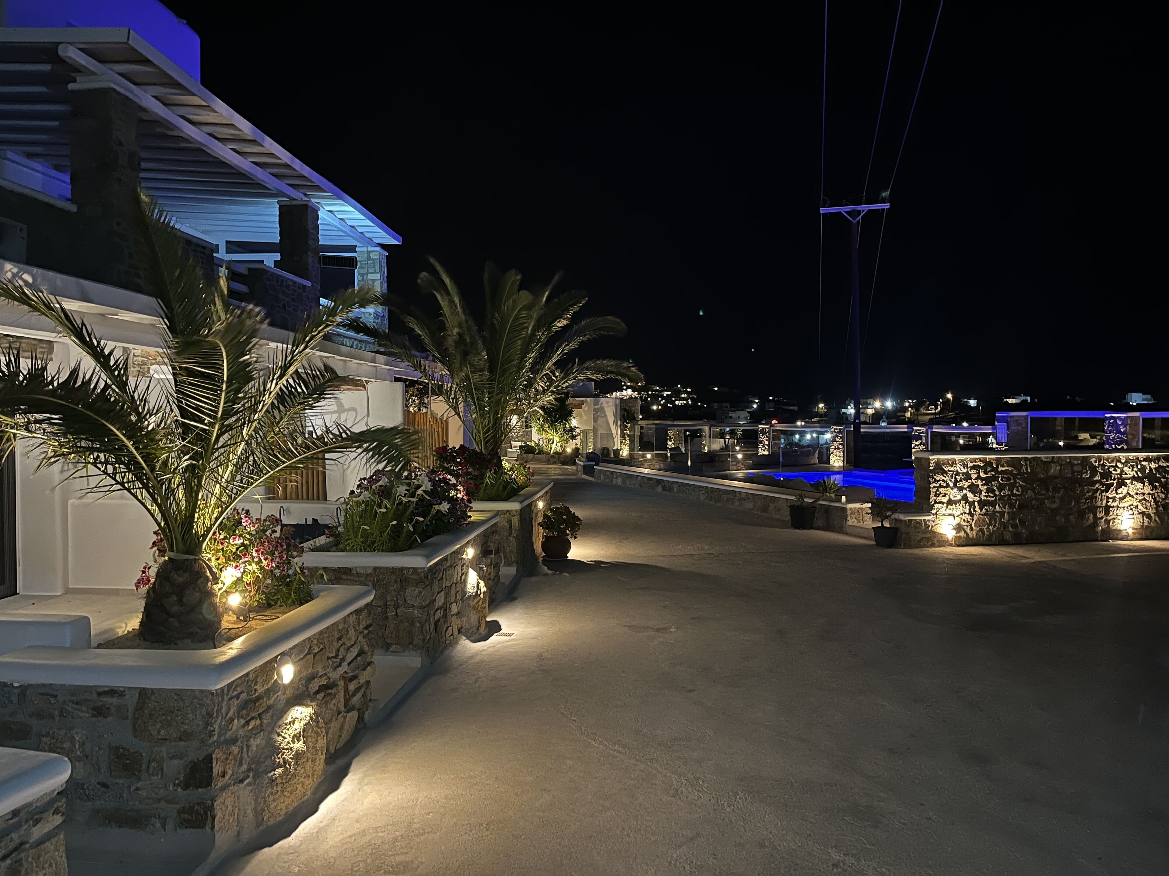 Photo - Crystal Suites