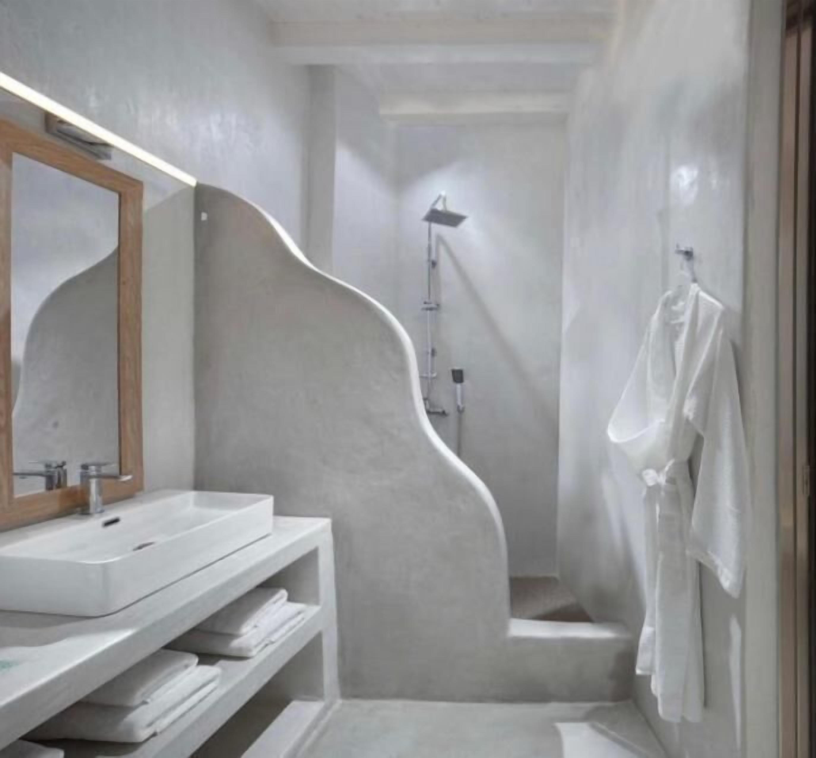 Photo - Crystal Suites