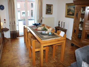 Dining - Holiday Home in Sittard with Pool (Sweikhuizen)