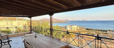 Classic Villa | Living area