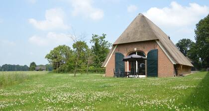 Bauernhaus nahe Golfplatz Geesteren