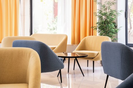 Island City Boutique Hotel - view 2