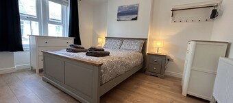 Refurbished 3 bedroom home in the heart of Llandudno - 2 minutes from the beach