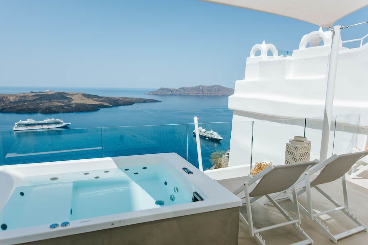 Suite Grand, 1 habitación, hidromasaje, vista al mar | 1 habitación y ropa de cama de alta calidad
