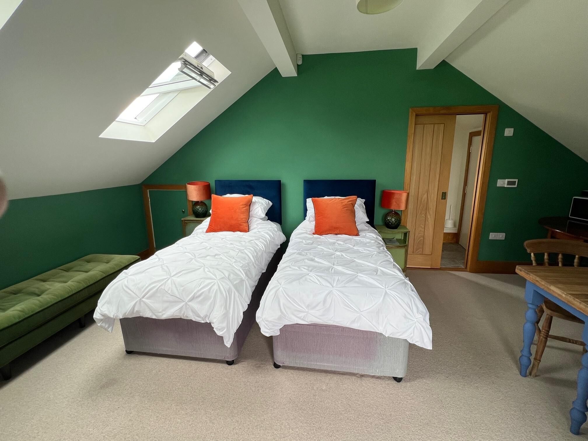 Studio | 1 bedroom, iron/ironing board, free WiFi, bed sheets