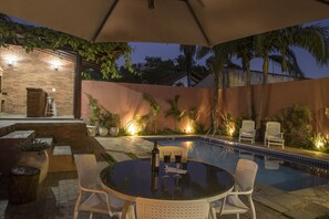 Alberca al aire libre 