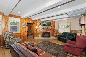 TV, fireplace, offices - Swiss Mansion - Snow Summit Private Entrance (Big Bear Lake)