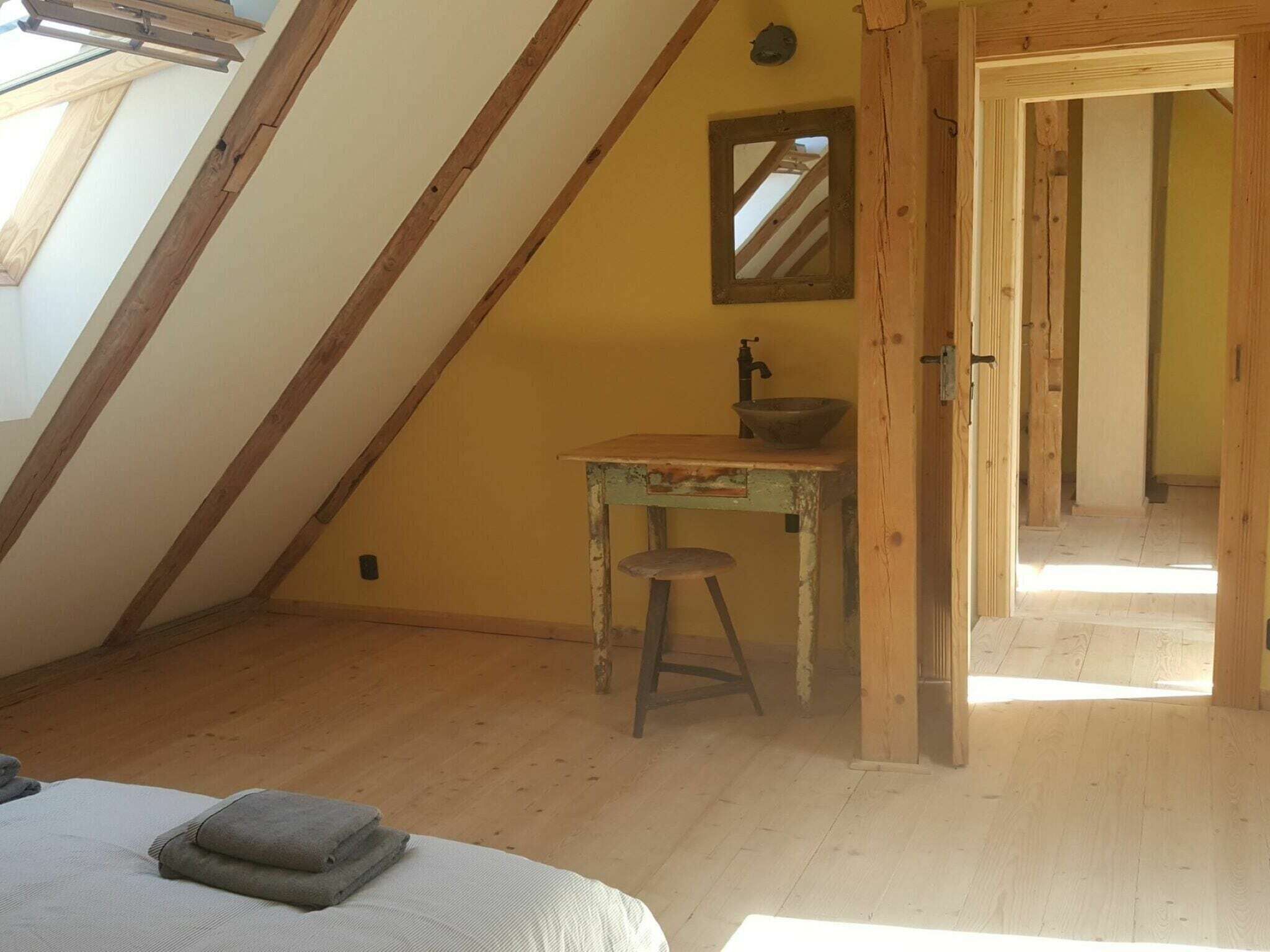 2 多间卧室、熨斗/熨衣板、WiFi