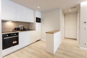 Deluxe Apartment 2 | Private kitchen