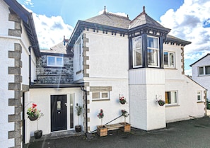 Cottage | Exterior
