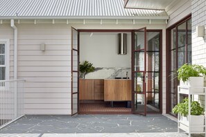 Interior - Months and Seasons Premium Country House (Daylesford)