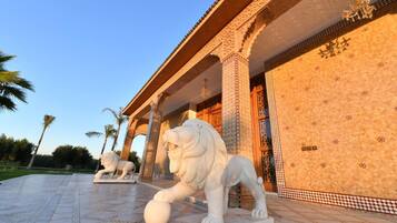 Enceinte de lâhĂ©bergement