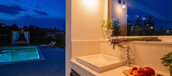 Villa in Pridraga with Pool near the Sea
