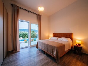 5 Schlafzimmer, Bügeleisen/Bügelbrett, WLAN